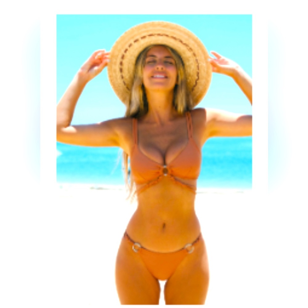 NWT Cupshe Recycled Nature Verse Knotted Swim Top